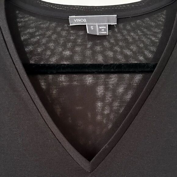 Vince Black and White Colorblock Sheer Sweater Size S - Picture 3 of 6